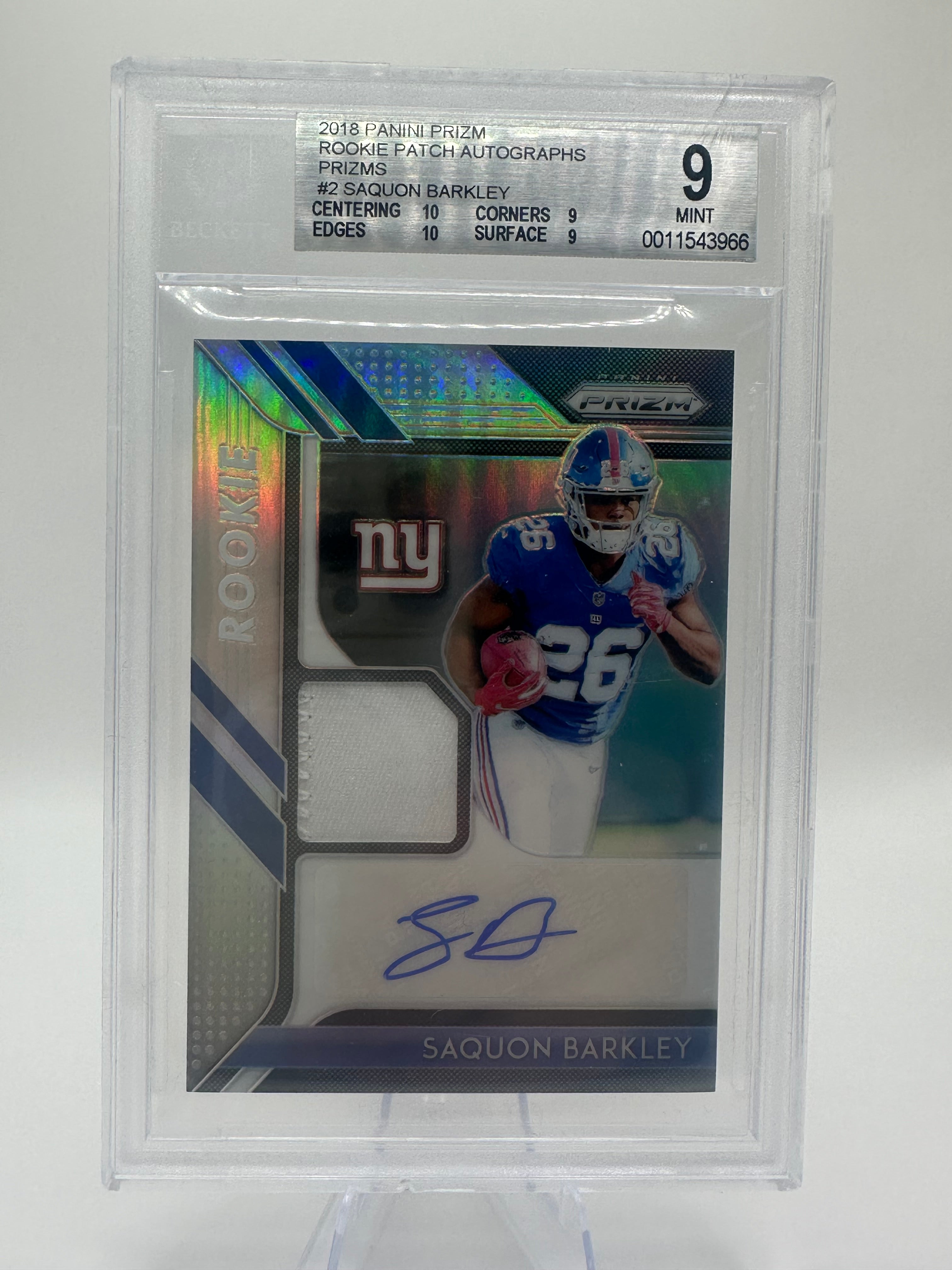 ** Saquon Barkley ** 2018 Panini Prizm Rookie Patch Autographs Prizms Beckett 9