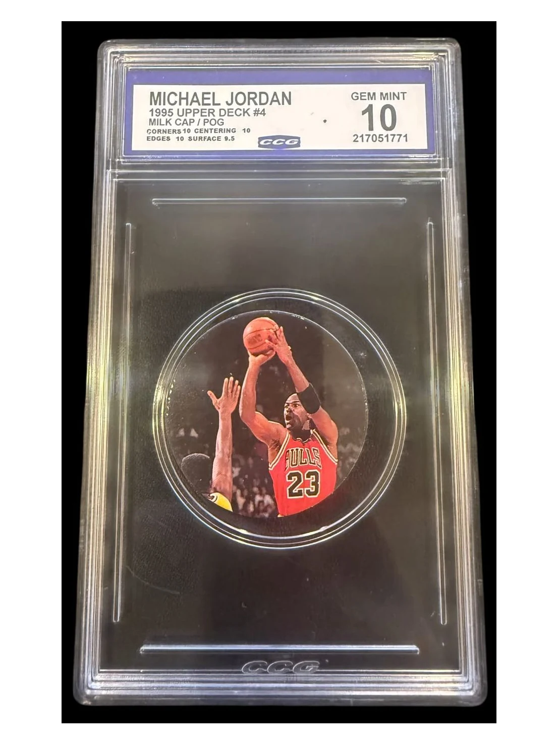 1995 Upper Deck Michael Jordan Milk Cap POG #4 CCG 10