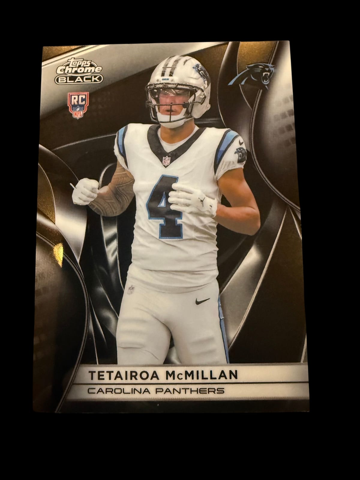 2025 Topps Chrome Black | Rookie Tetairoa McMillan | #105