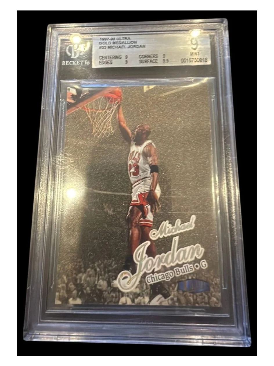 1997 Fleer Ultra | Michael Jordan | Gold Medallion | BGS 9